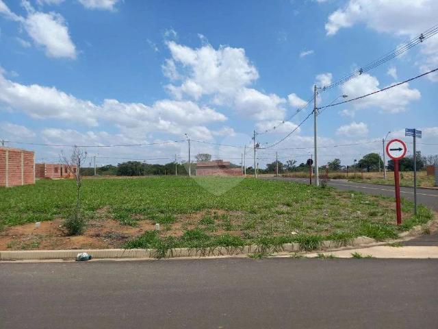 Terreno / Lote para Venda em São Carlos/SP Residencial Arcoville