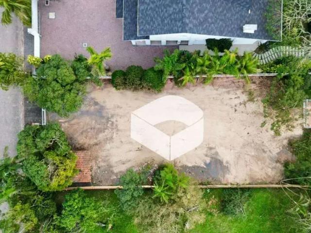 Terreno / Lote para Venda em São Francisco do Sul/SC Capri