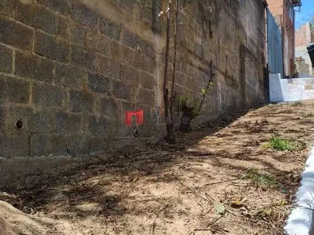 Terreno / Lote para Venda em São José da Lapa/MG Cachoeira