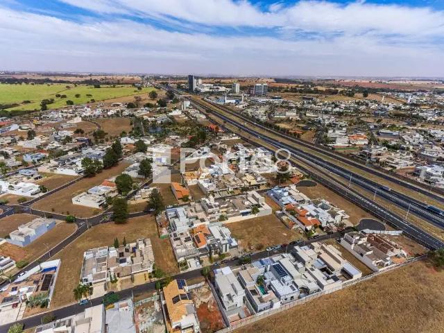 Terreno / Lote para Venda em São José do Rio Preto/SP Condomínio Vilage La Montagne