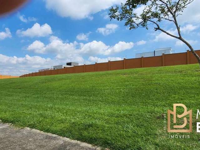 Terreno / Lote para Venda em São José dos Campos/SP Condomínio Residencial Alphaville I