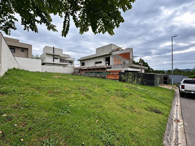 Terreno / Lote para Venda em São José dos Campos/SP Condomínio Residencial Monte Carlo