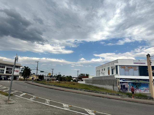 Terreno / Lote para Venda em São José dos Campos/SP Condomínio Royal Park