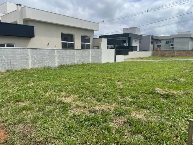 Terreno / Lote para Venda em São José dos Campos/SP Floresta