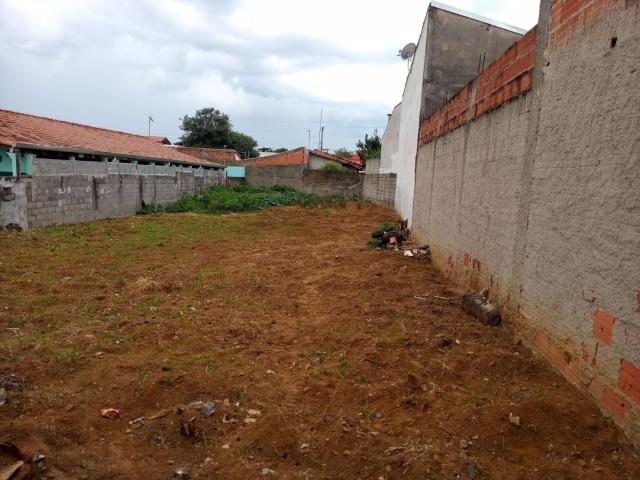 Terreno / Lote para Venda em São José dos Campos/SP Jardim Colonial