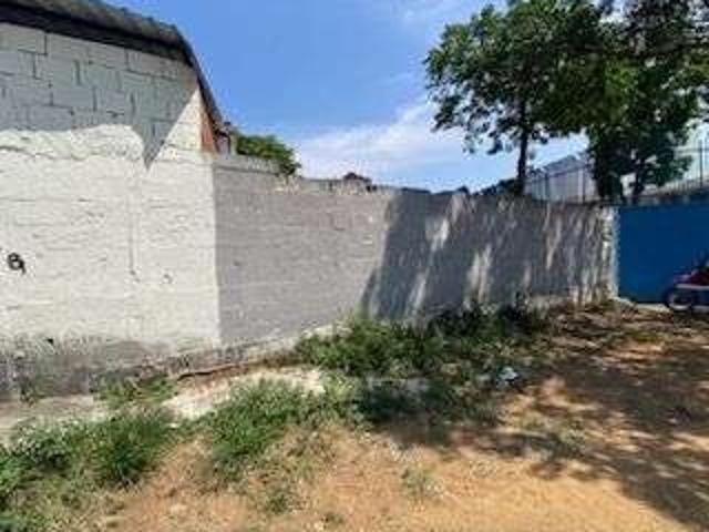 Terreno / Lote para Venda em São José dos Campos/SP Jardim Colonial