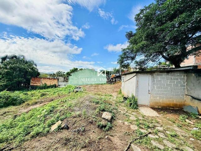 Terreno / Lote para Venda em São José dos Campos/SP Jardim da Granja