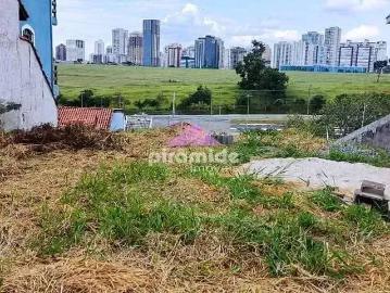 Terreno / Lote para Venda em São José dos Campos/SP Jardim das Indústrias