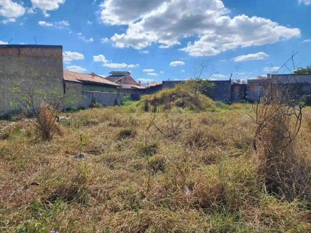 Terreno / Lote para Venda em São José dos Campos/SP Jardim Pararangaba