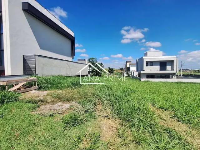 Terreno / Lote para Venda em São José dos Campos/SP Loteamento Floresta