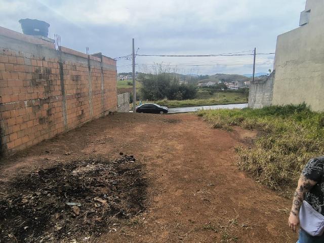 Terreno / Lote para Venda em São José dos Campos/SP Residencial Alto dos Ypês