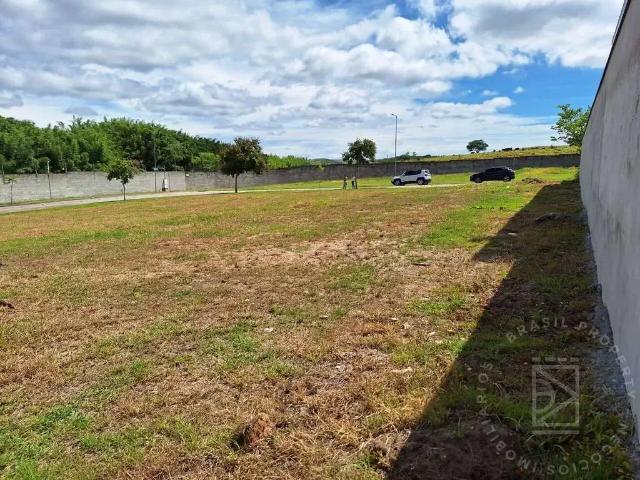 Terreno / Lote para Venda em São José dos Campos/SP Urbanova