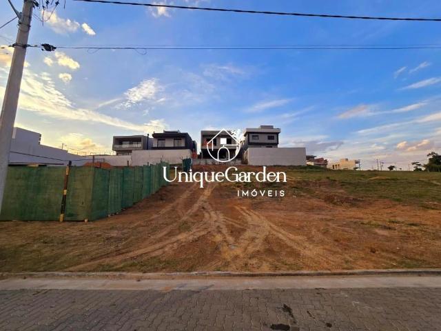 Terreno / Lote para Venda em São José dos Campos/SP Urbanova