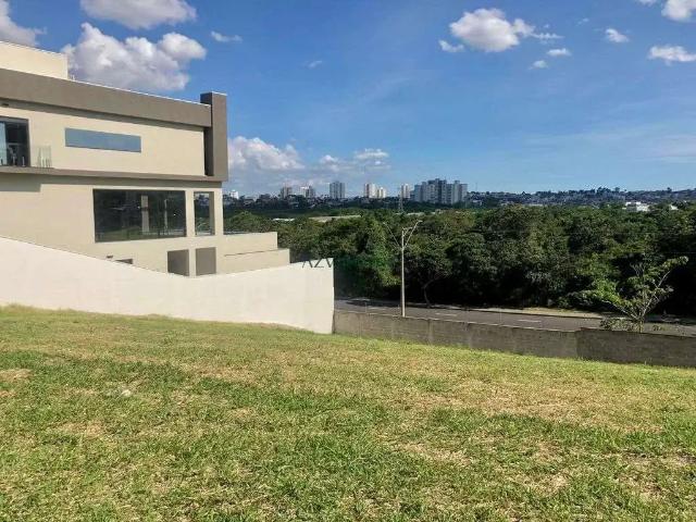 Terreno / Lote para Venda em São José dos Campos/SP Urbanova