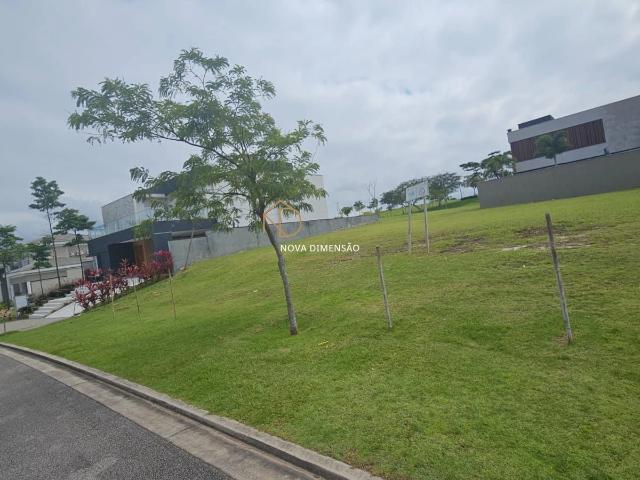 Terreno / Lote para Venda em São José dos Campos/SP Urbanova
