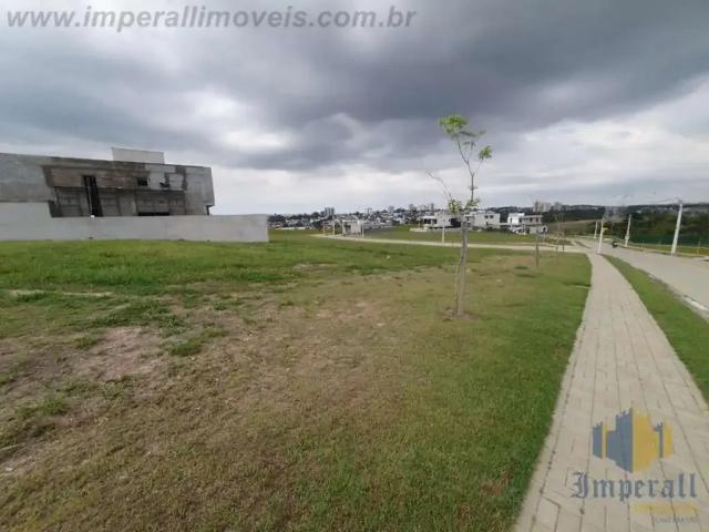 Terreno / Lote para Venda em São José dos Campos/SP Urbanova