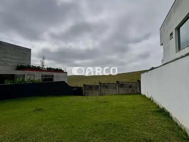 Terreno / Lote para Venda em São José dos Campos/SP Urbanova