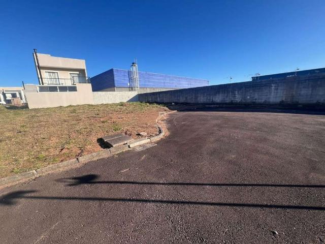 Terreno / Lote para Venda em São José dos Pinhais/PR Costeira