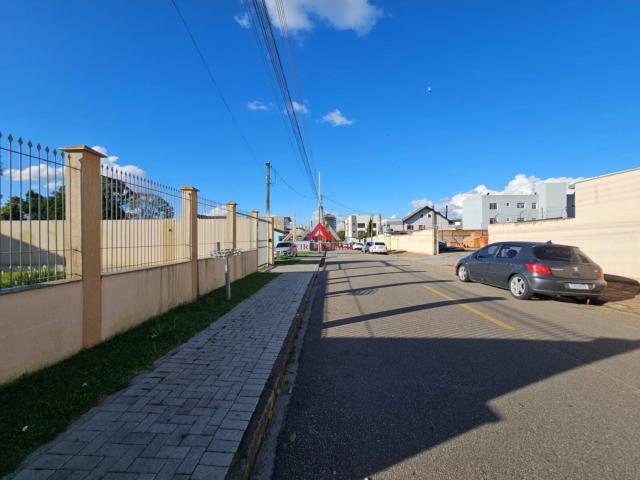 Terreno / Lote para Venda em São José dos Pinhais/PR Pedro Moro