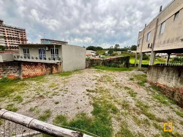 Terreno / Lote para Venda em São José/SC Areias