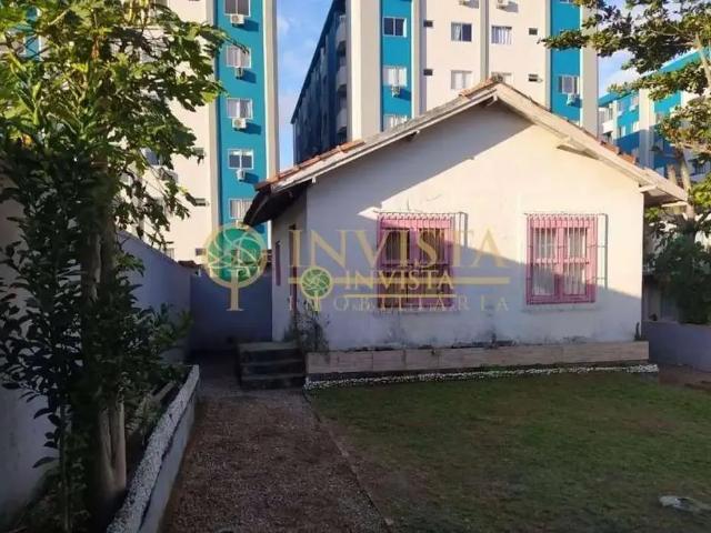 Terreno / Lote para Venda em São José/SC Barreiros