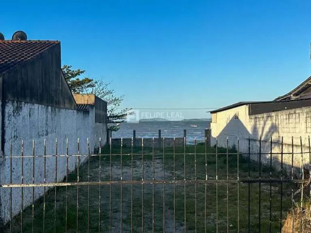 Terreno / Lote para Venda em São José/SC Barreiros