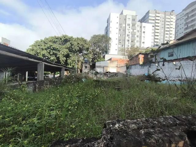 Terreno / Lote para Venda em São José/SC Barreiros