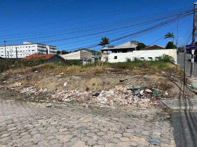 Terreno / Lote para Venda em São José/SC Barreiros