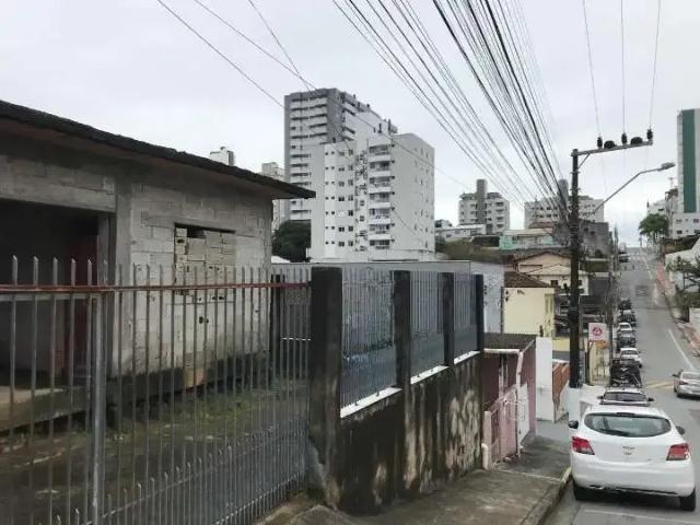 Terreno / Lote para Venda em São José/SC Barreiros