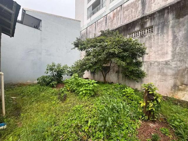 Terreno / Lote para Venda em São José/SC Barreiros