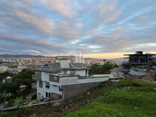 Terreno / Lote para Venda em São José/SC Bosque das Mansões