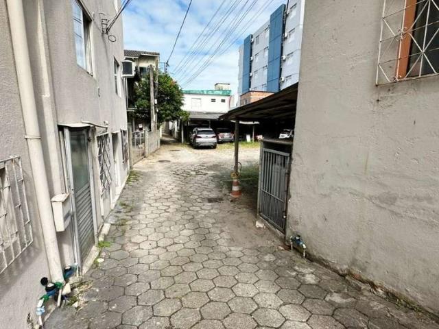 Terreno / Lote para Venda em São José/SC Campinas