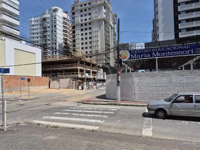 Terreno / Lote para Venda em São José/SC Campinas