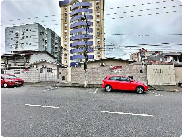 Terreno / Lote para Venda em São José/SC Campinas