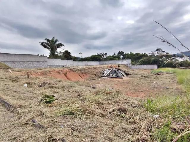 Terreno / Lote para Venda em São José/SC Forquilhinhas