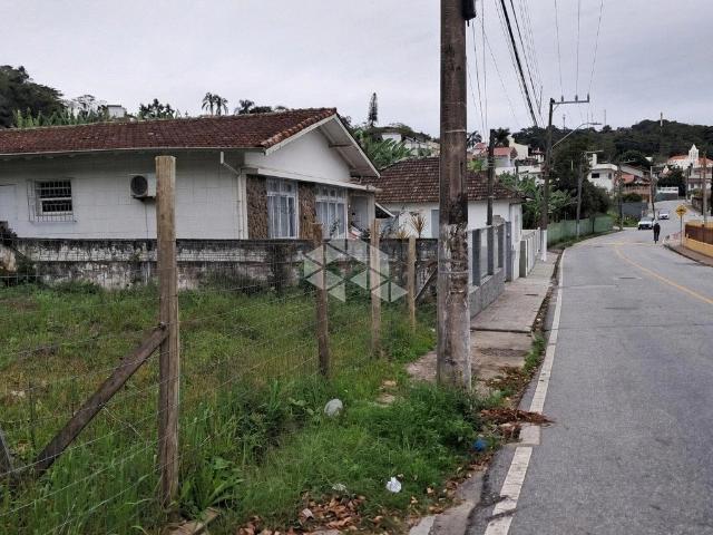 Terreno / Lote para Venda em São José/SC Ponta de Baixo