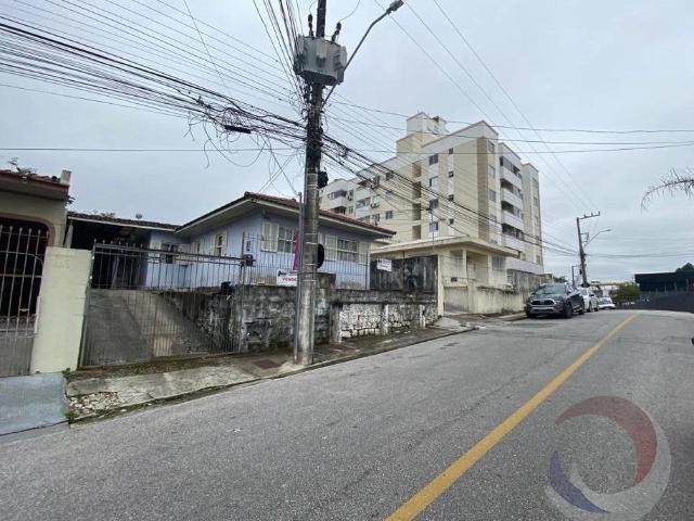Terreno / Lote para Venda em São José/SC Praia Comprida