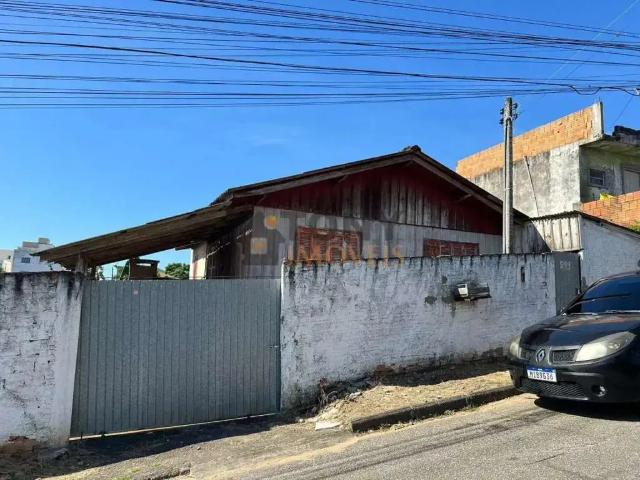 Terreno / Lote para Venda em São José/SC Serraria