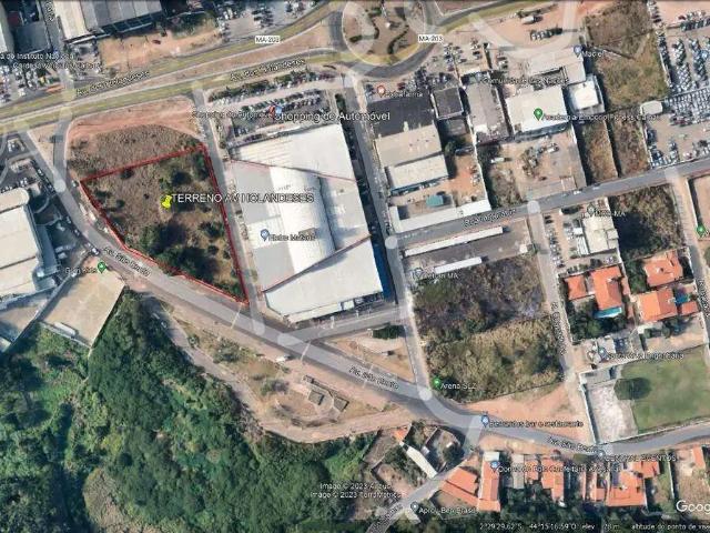 Terreno / Lote para Venda em São Luís/MA Calhau