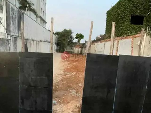 Terreno / Lote para Venda em São Paulo/SP Vila Carrão