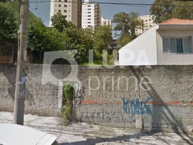 Terreno / Lote para Venda em São Paulo/SP Água Fria