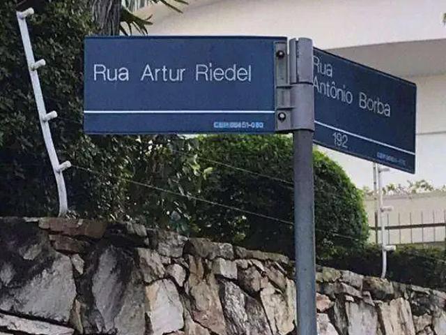 Terreno / Lote para Venda em São Paulo/SP Alto de Pinheiros
