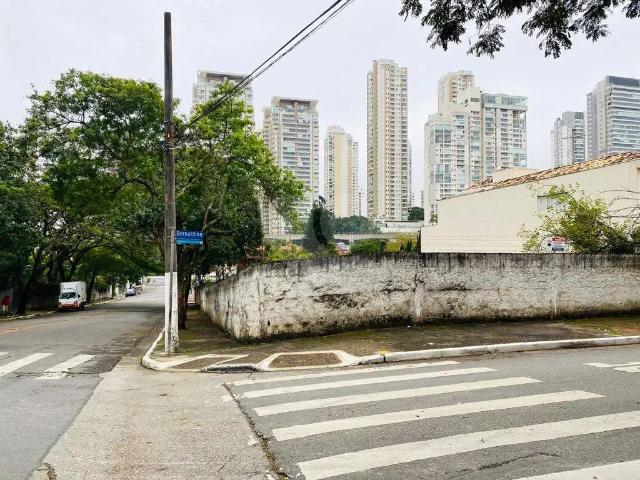 Terreno / Lote para Venda em São Paulo/SP Campo Belo