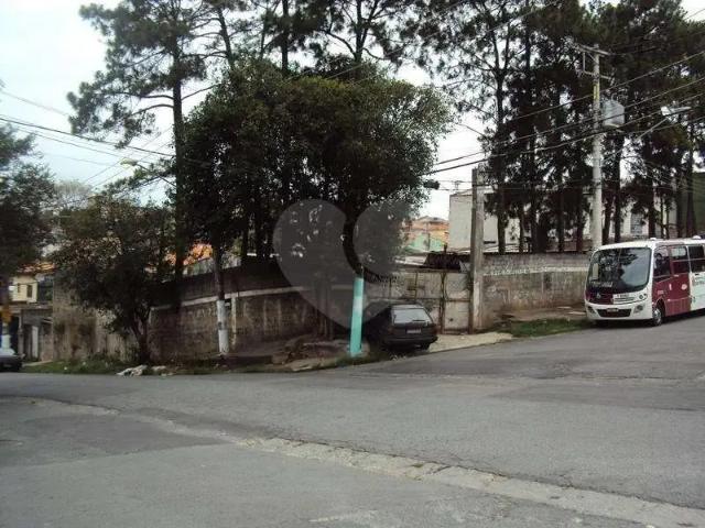Terreno / Lote para Venda em São Paulo/SP Campo Limpo