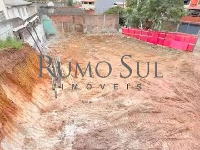 Terreno / Lote para Venda em São Paulo/SP Interlagos