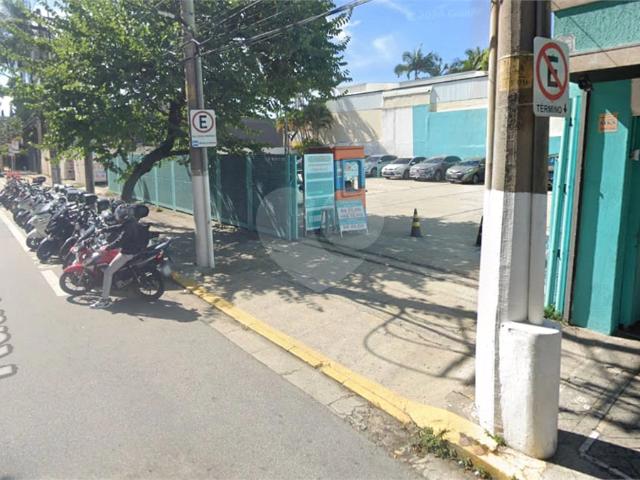 Terreno / Lote para Venda em São Paulo/SP Jardim Europa
