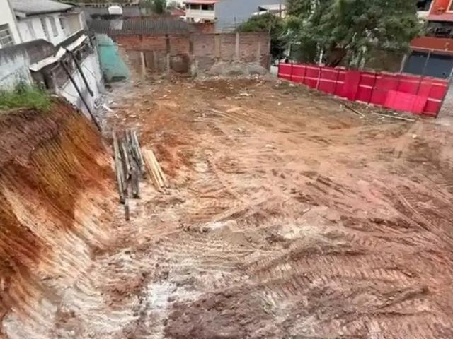 Terreno / Lote para Venda em São Paulo/SP Jardim Ubirajara