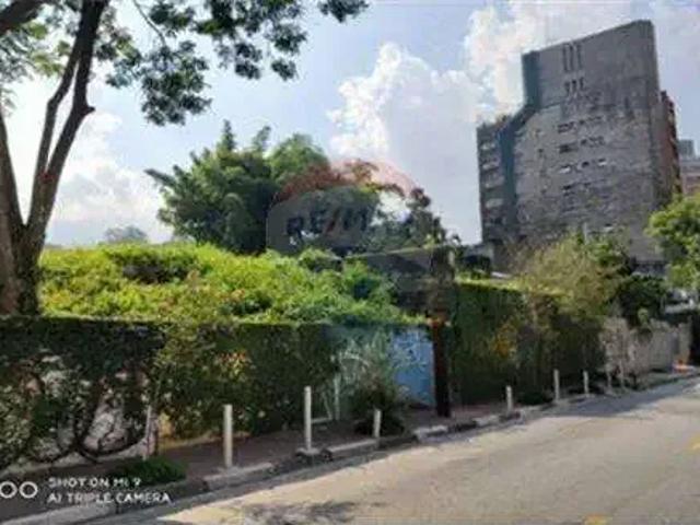 Terreno / Lote para Venda em São Paulo/SP Morumbi