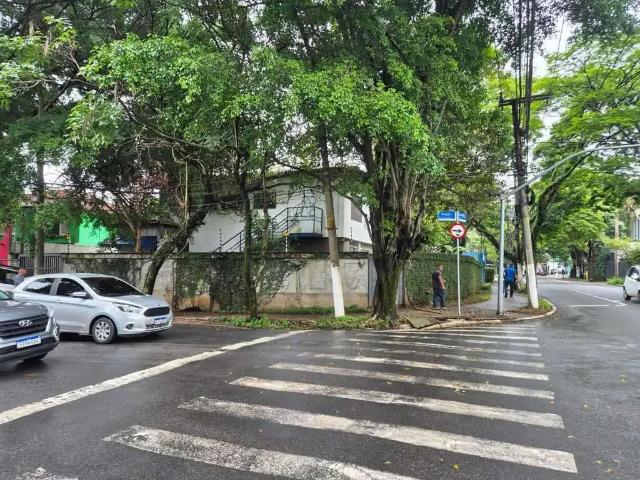 Terreno / Lote para Venda em São Paulo/SP Pinheiros