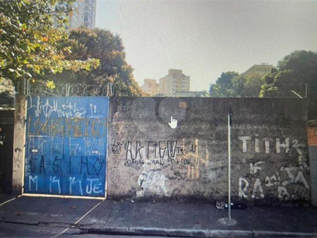 Terreno / Lote para Venda em São Paulo/SP Pirituba